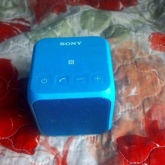 Sony speaker ans Samsung phone